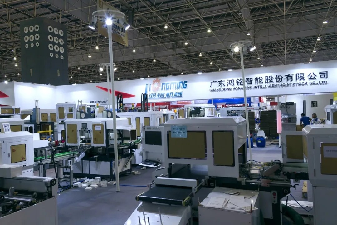 鴻銘|全自動制盒機(jī)|天地蓋成型機(jī)|全自動禮品盒機(jī)|-鴻銘機(jī)械